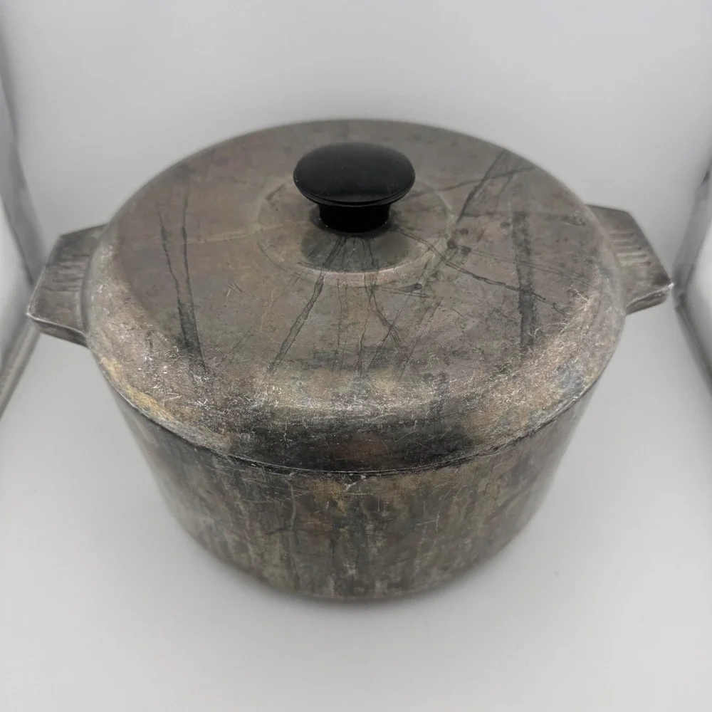 Magnalite Classic Dutch Oven 3Qt Silver Good Cast Aluminum Stockpot Lid R029
